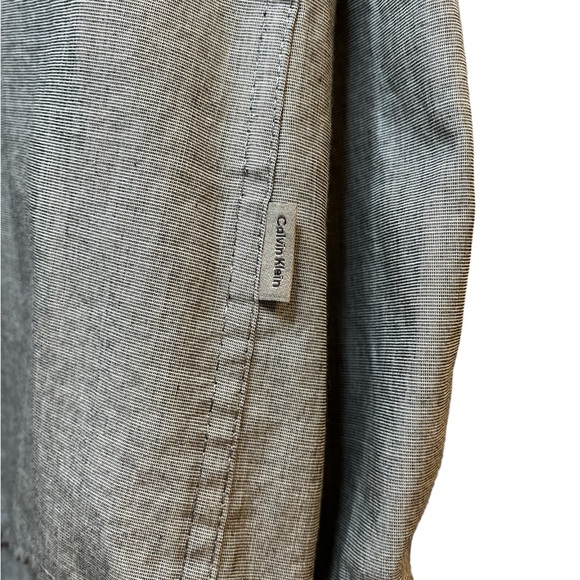 Calvin Klein | Men’s Gray Long Sleeve Roll Tab Button Down Size XL - Picture 4 of 6